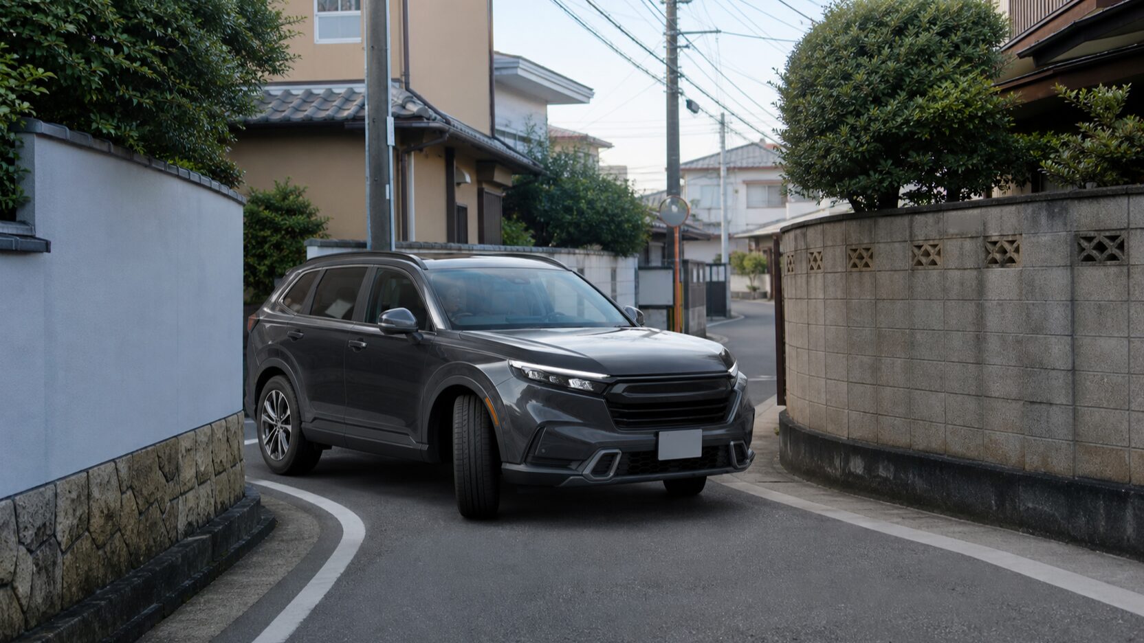 RAV4でかすぎと感じやすい狭い住宅街の取り回しイメージ