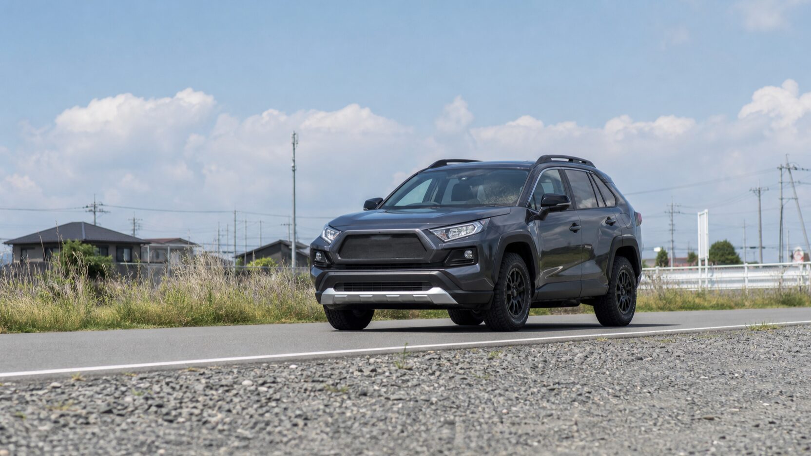 RAV4リフトアップ後の乗り心地や燃費への影響を考える走行イメージ